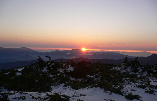 今シーズン、最後で最高のご来光かも　　　06.10.10   photo by kanaeの画像