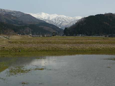 朝日岳を眺める　　殿町地区から　　　09.3.21の画像